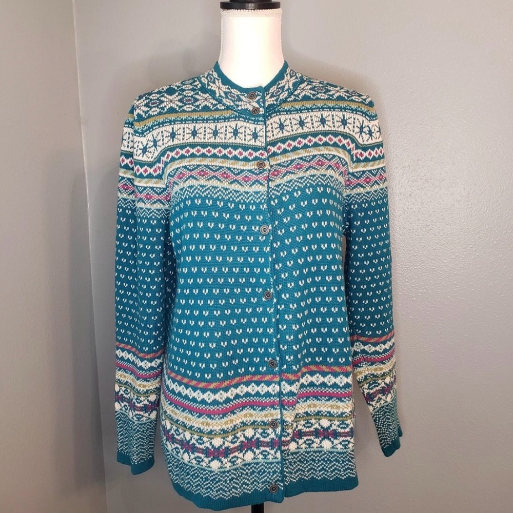 Christopher & Banks Size S
Turquoise blue Fair Isle snowflake cardigan